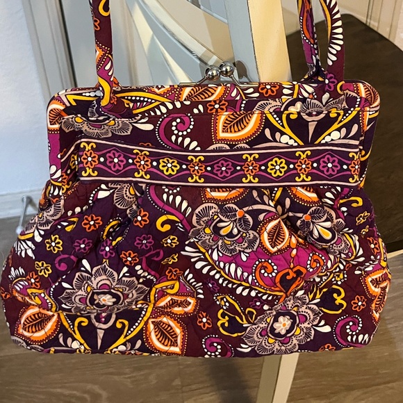 Vera Bradley Kiss-Lock Shoulder Bag in Sunset Safari - Picture 2 of 6